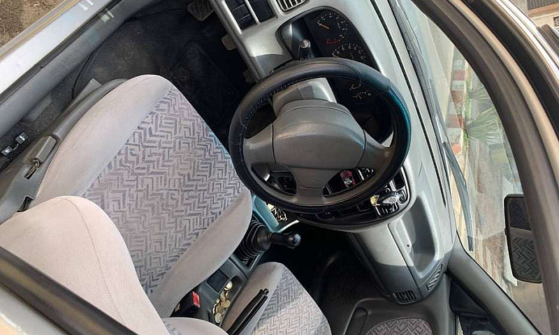 Vendo Chevrolet Este...