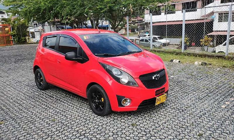 Vendo Chevrolet Spar...