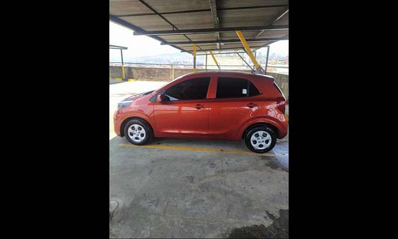 Vendo Picanto 2018...