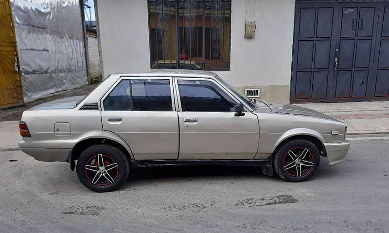 Se Vende Toyota Coro...