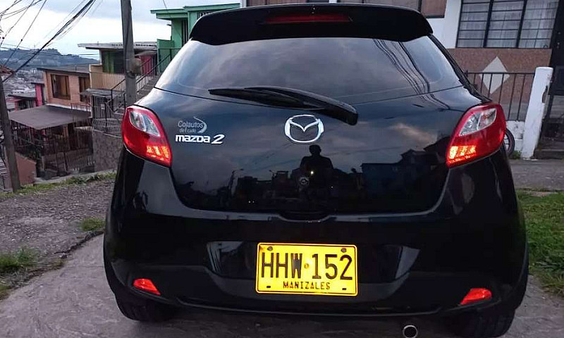 Mazda 2 2015 Full Me...