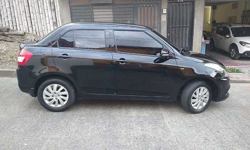 Suzuki Swift Dzire 2...