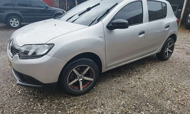 Renault Sandero Aute...