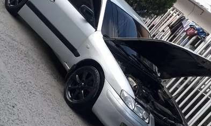 Se Vende Mazda Milen...