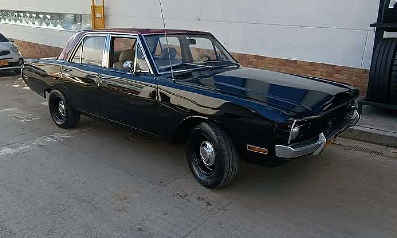 Se Vende Carro Dodge...