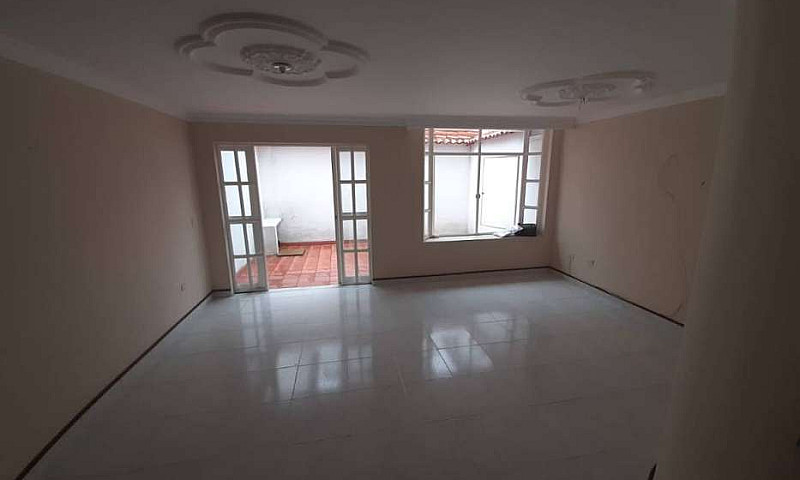 Hermosa Casa Saint N...