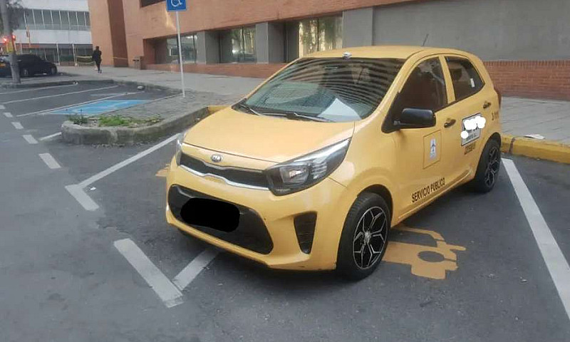 Taxi Kia Picanto 201...