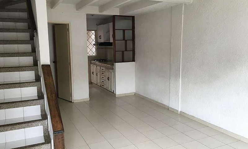 Arriendo Casa Conjun...
