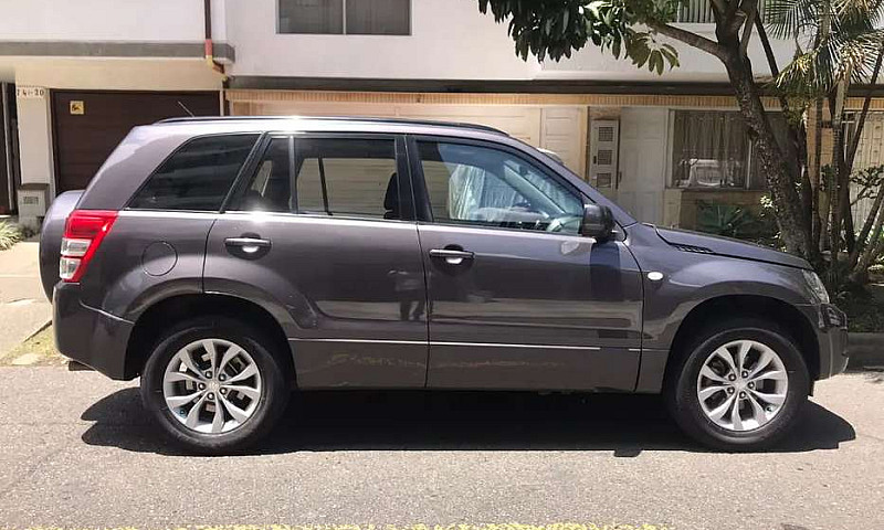 Suzuki Gran Vitara 2...