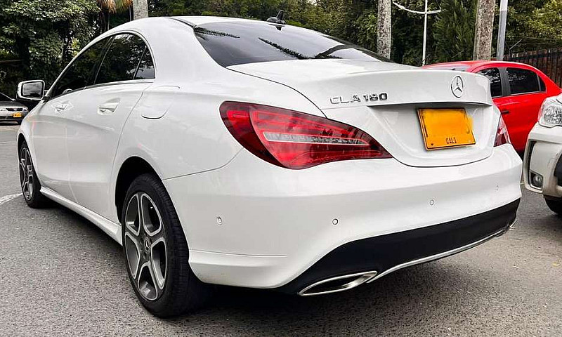 Mercedes Benz Cla180...