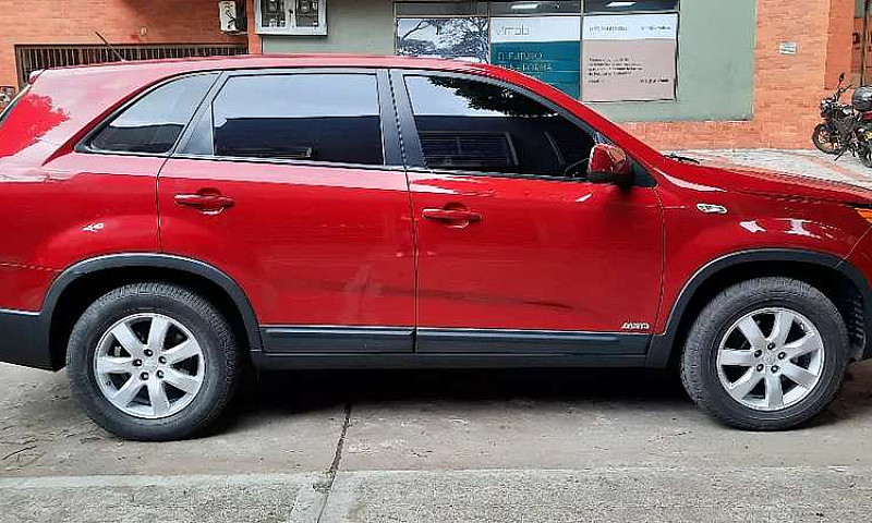 Kia Sorento 2012 4X4...