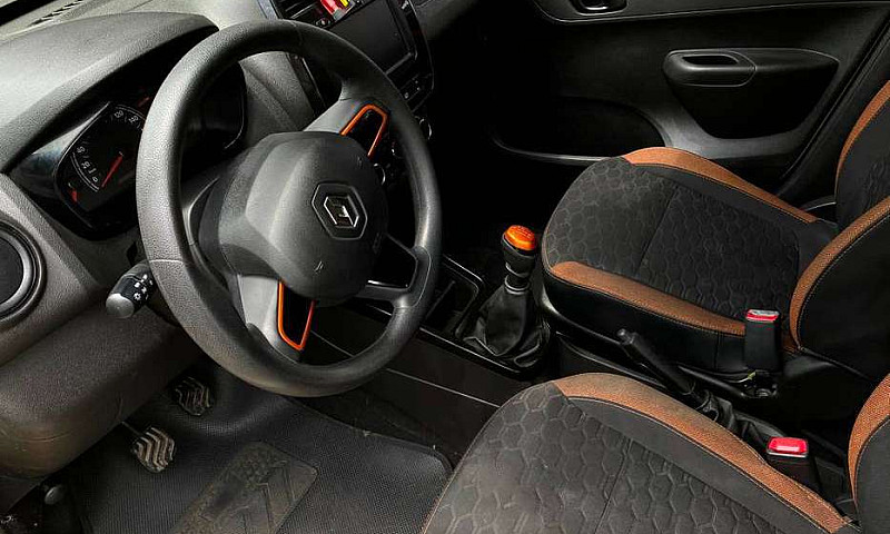 Renaul Kwid Outsider...