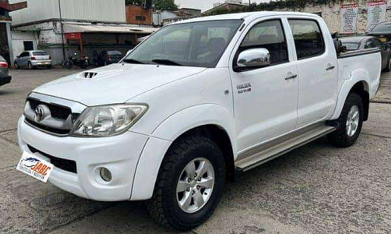 Toyota Hilux 3.0 Aut...