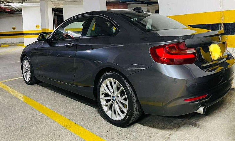 Bmw 220I Sport Line...