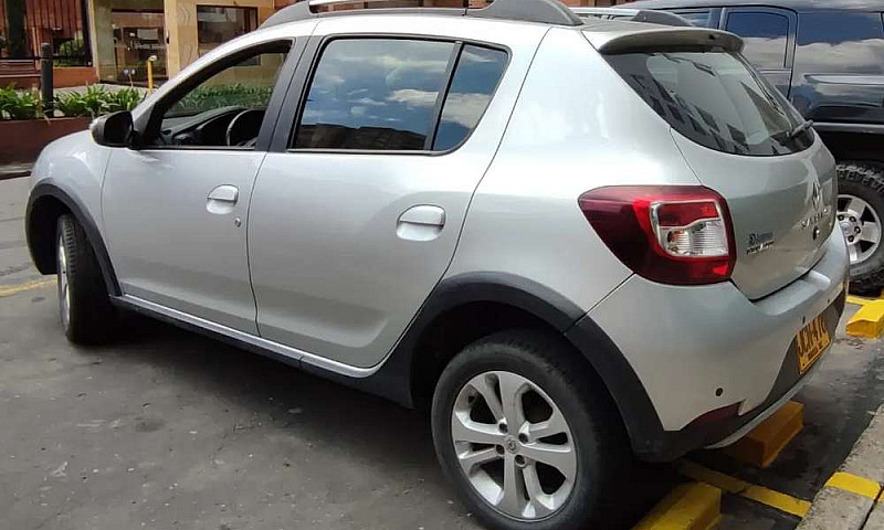 Sandero Stepway Dyna...