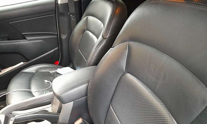 Kia Esportage Revolu...