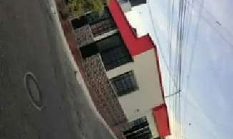 Se Vende Casa...