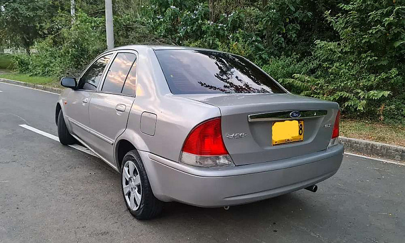 Ford Laser 2004...