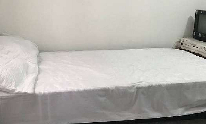 Arriendo Casa Amobla...