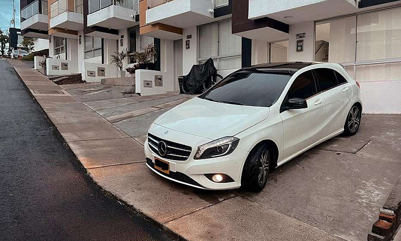 Mercedes Benz A200...