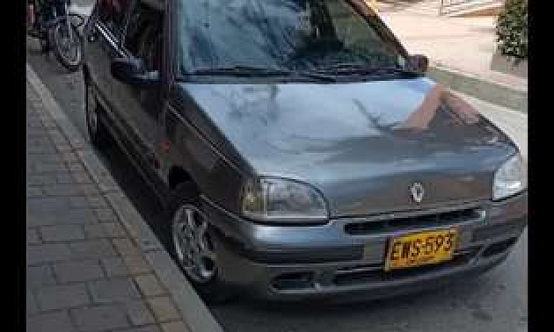 Vendo Renault Clio...