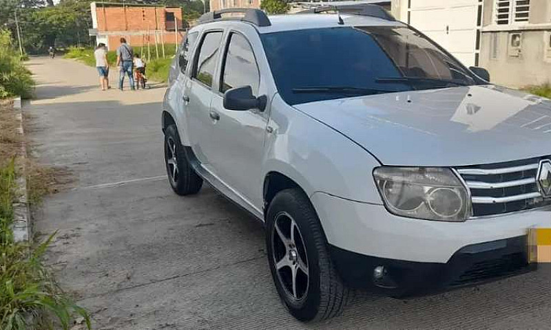 Renault Duster 2013...