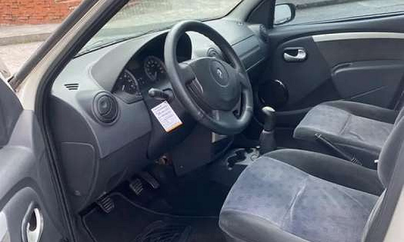 Renault Logan Dinami...