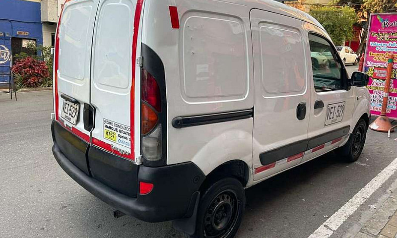 Vendo Renault Kangoo...