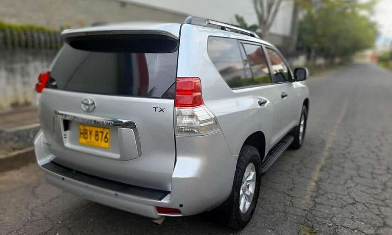 Toyota Prado Tx 2013...