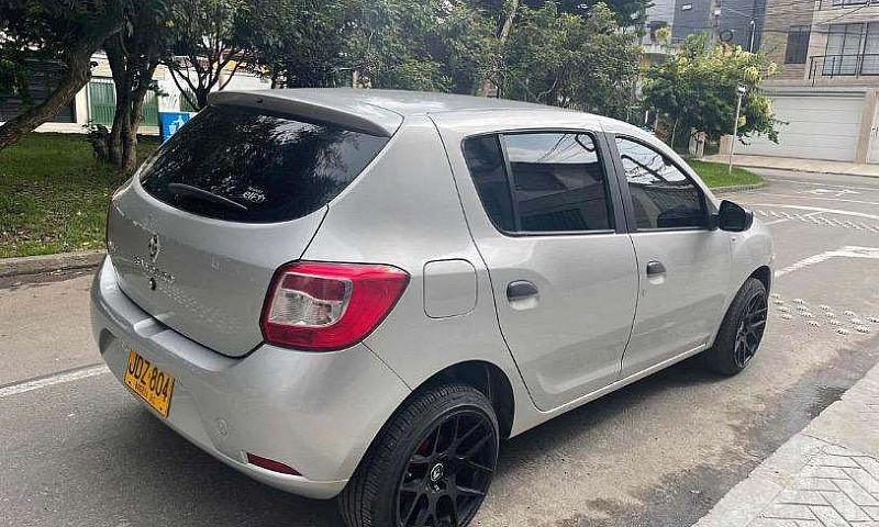 Vendo Sandero 2017 E...