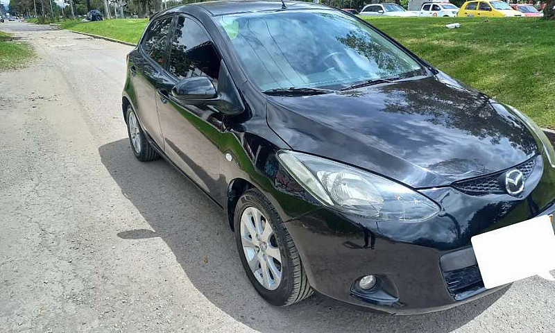 Mazda 2/2010...