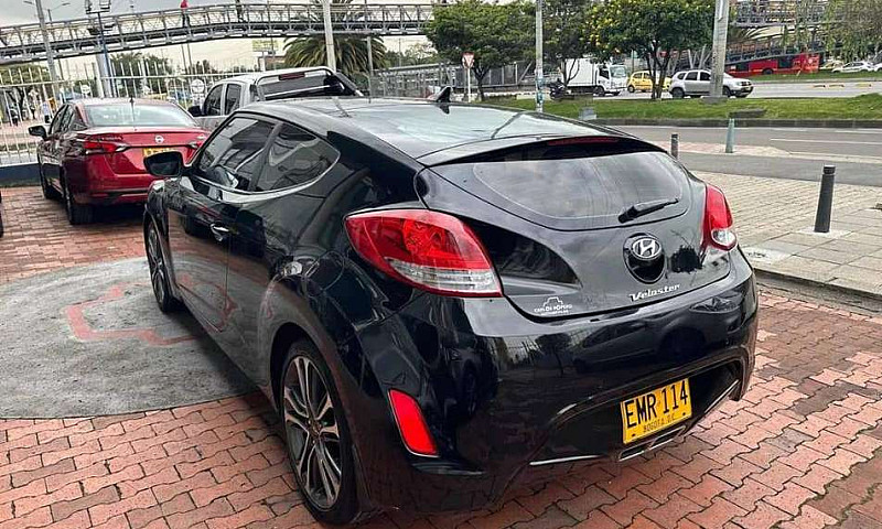 Hyundai Veloster 1.6...