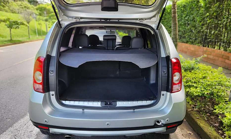 Renault Duster 2013...