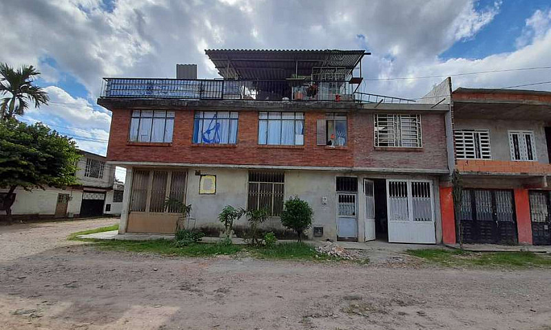 Casa En Venta. Barri...