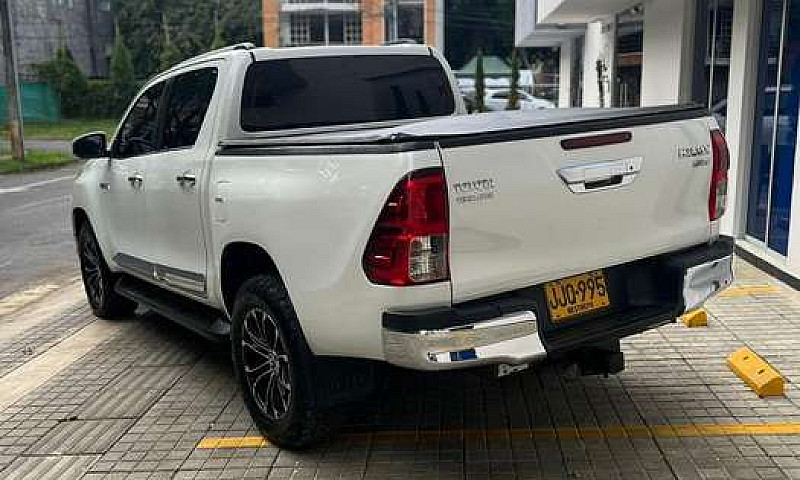 Toyota Hilux 4X4 Dis...