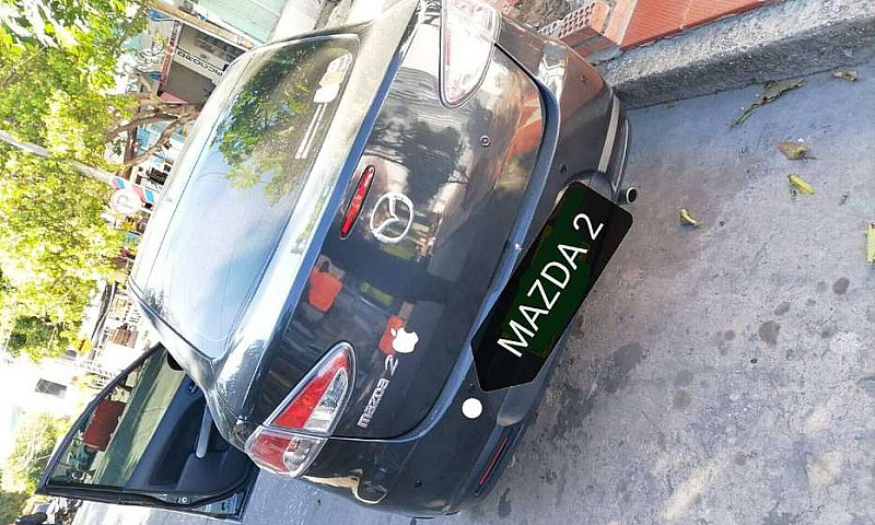 Se Vende Mazda 2....