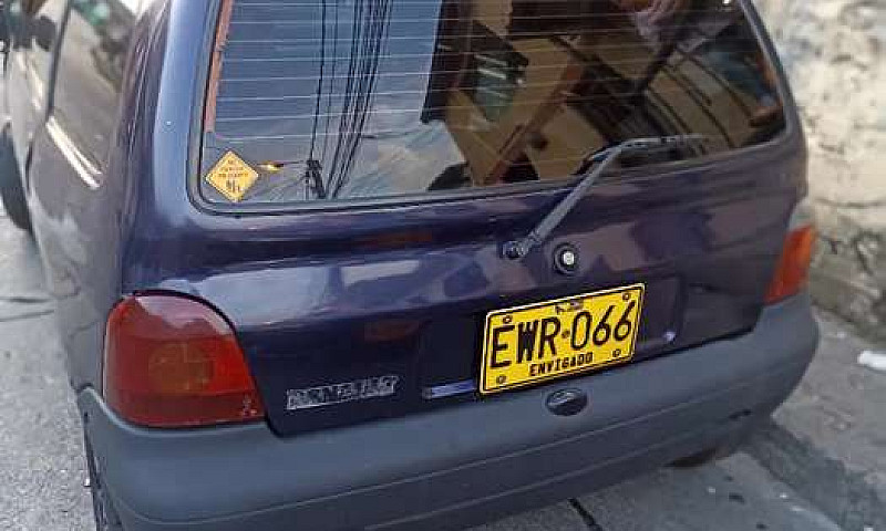 Twingo Hermoso En Mu...