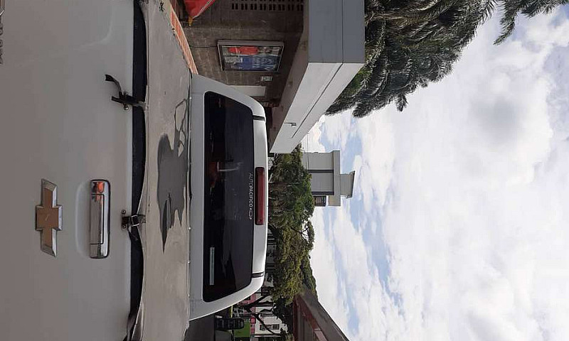 Vendo Dmax 2016 4X4...
