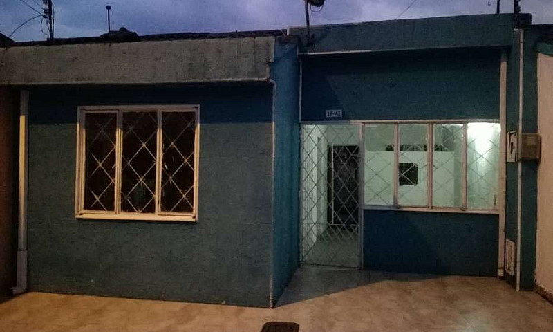 Se Vende Casa...
