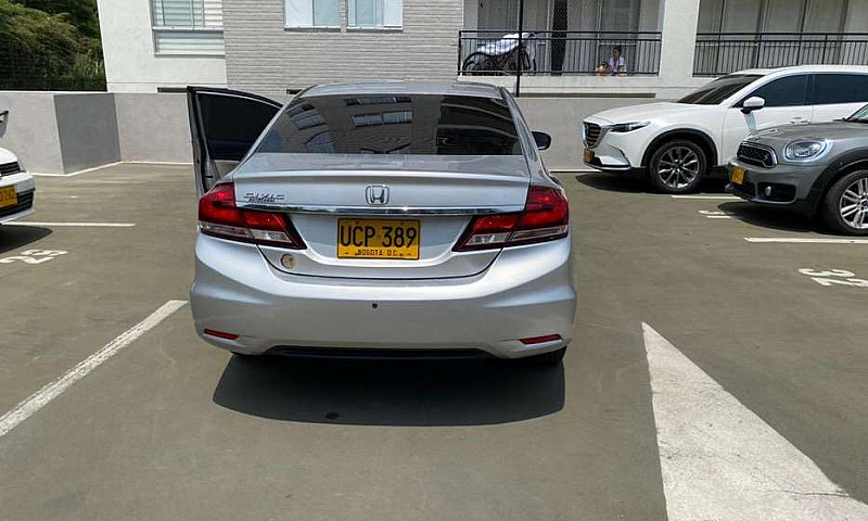 Honda Civic 2014...