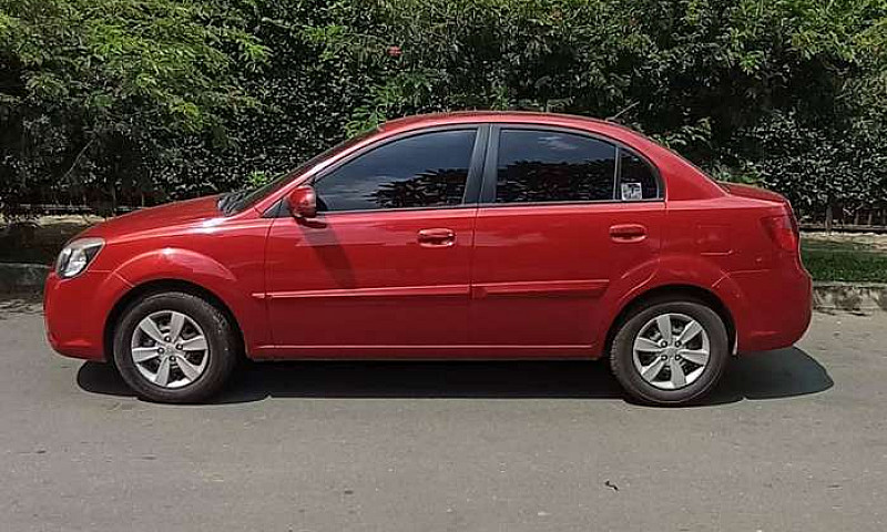 Kia Rio 2012...