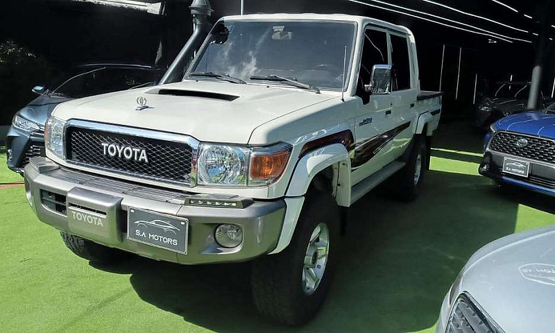 Toyota Land Cruiser ...