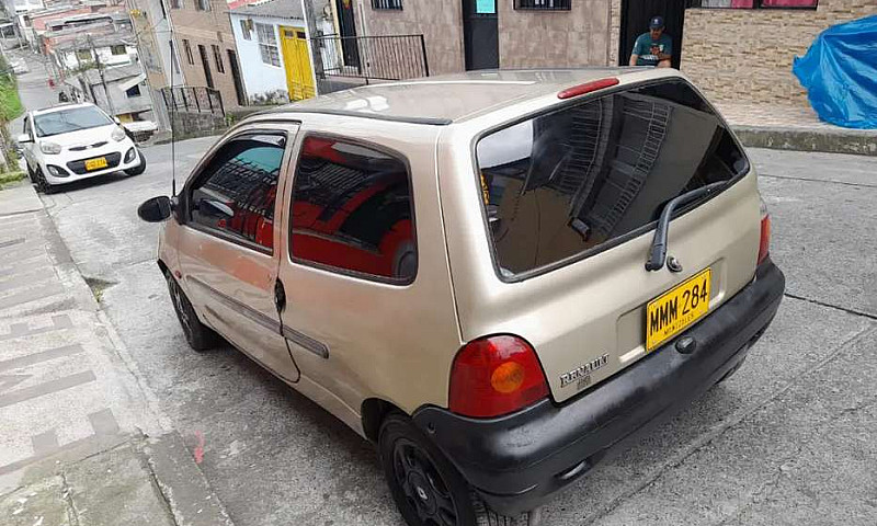 Vendo  Twingo Mod 99...