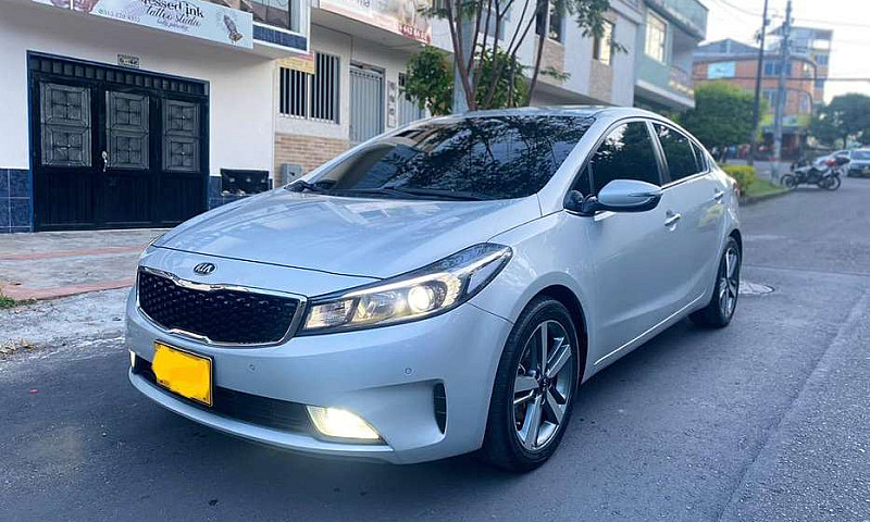 Vendo Kia Cerato Pro...