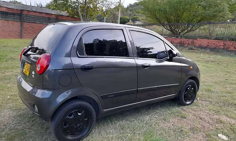 Vendo Spark Modelo 2...