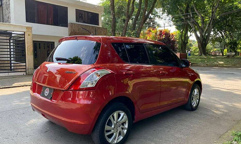 Suzuki Swift Live Mo...