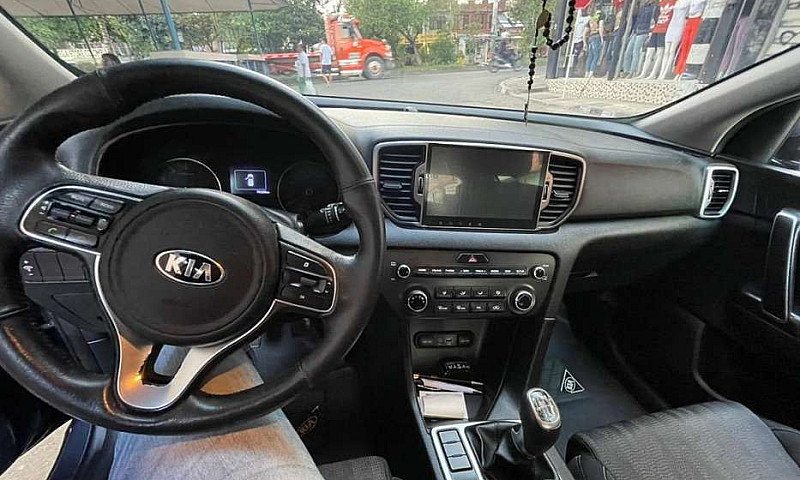 Kia Sportagate New L...