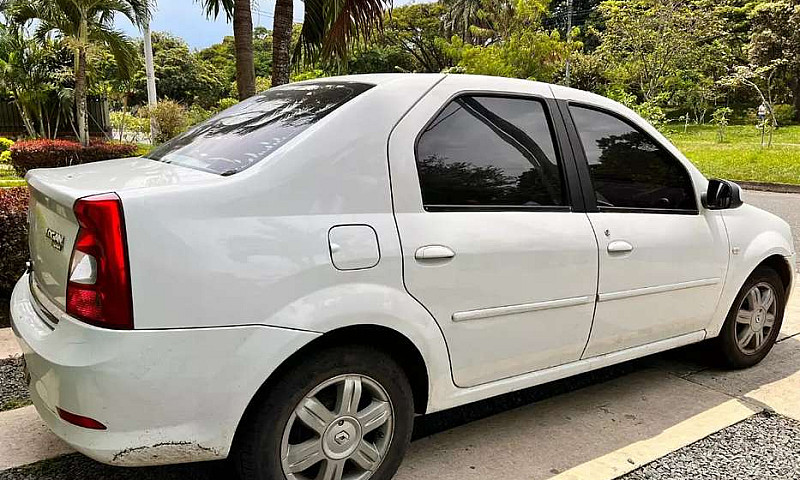 Renault Logan 1600 D...