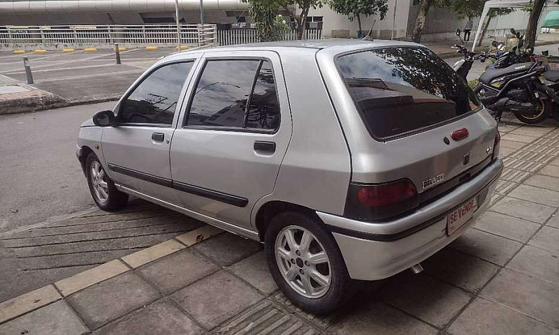 Renault Clío 1.4/200...