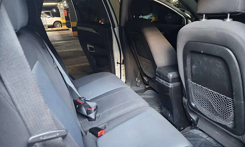 Vendo Chevrolet Capt...